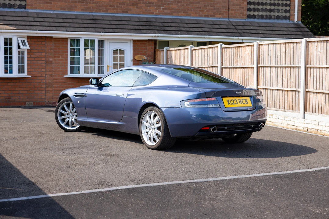 2005 Aston Martin DB9 - Image 7 of 31