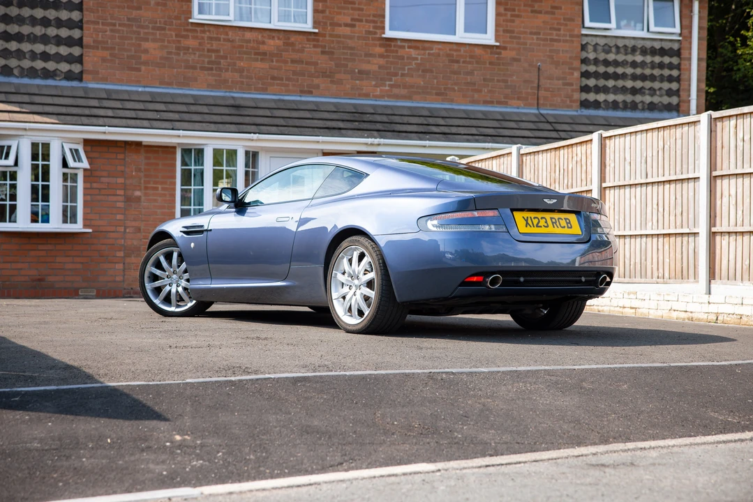 2005 Aston Martin DB9 - Image 24 of 31