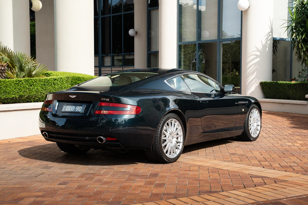 2005 Aston Martin DB9 - Image 17 of 31