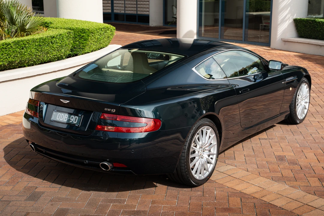2005 Aston Martin DB9 - Image 11 of 31