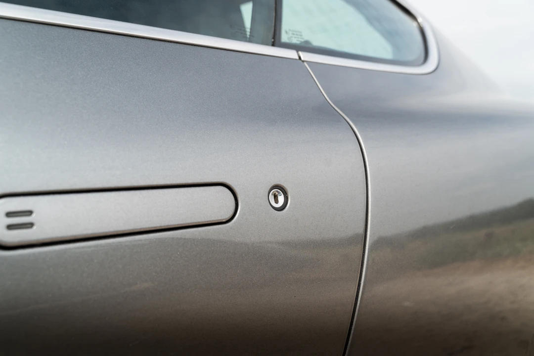 2005 Aston Martin DB9 - Image 30 of 31