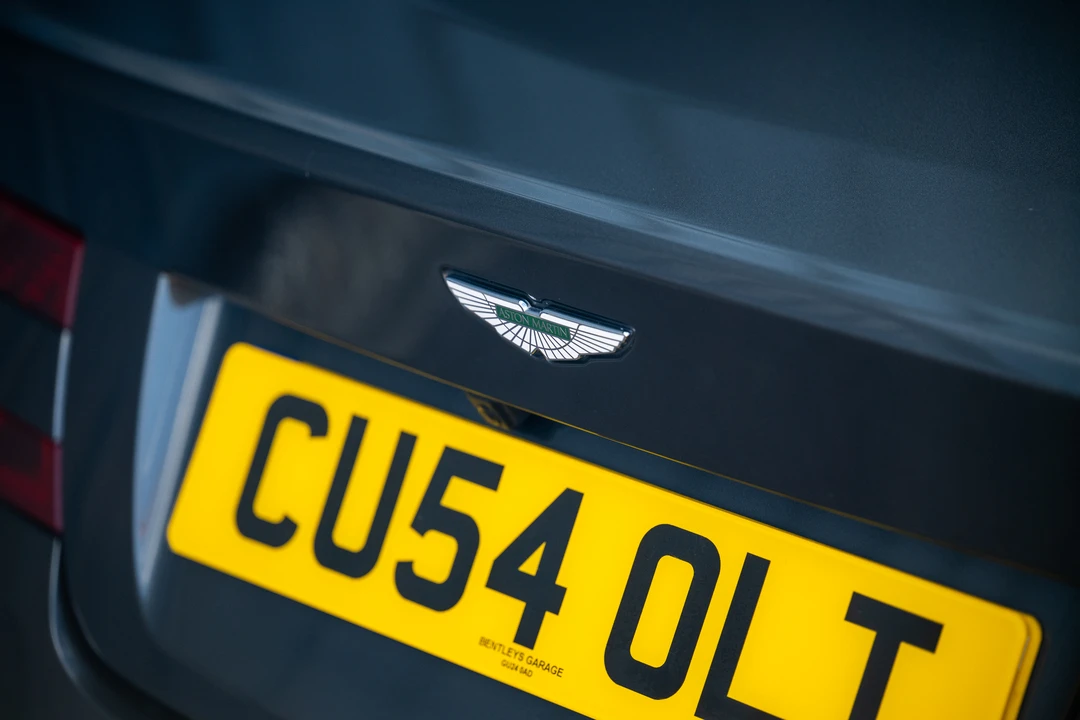 2005 Aston Martin DB9 - Image 14 of 31