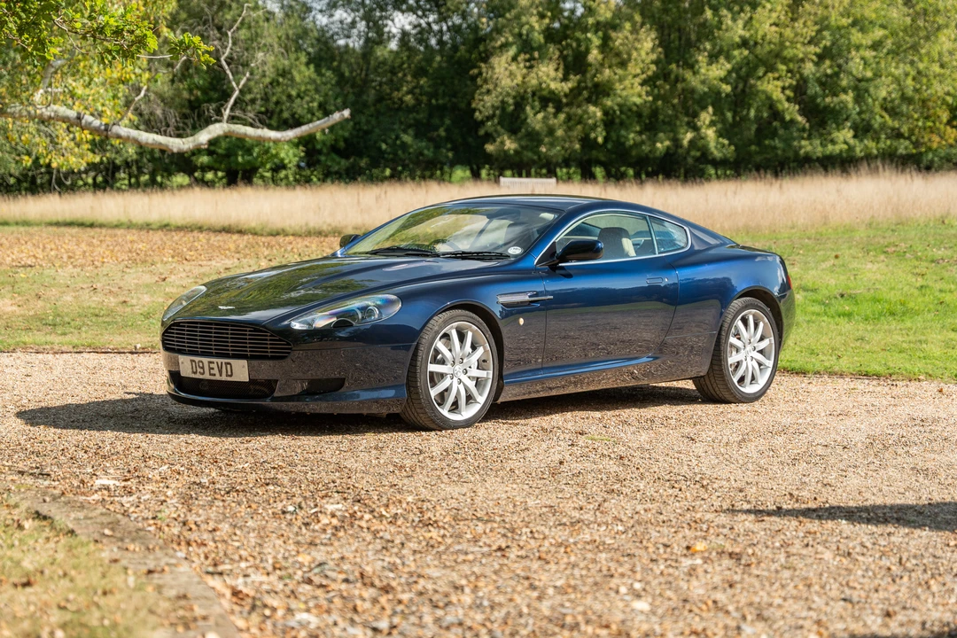 2005 Aston Martin DB9 - Image 19 of 31