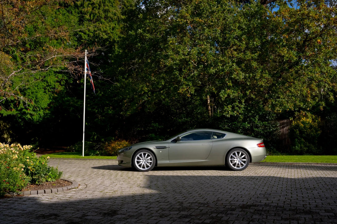 2005 Aston Martin DB9 - Image 15 of 31