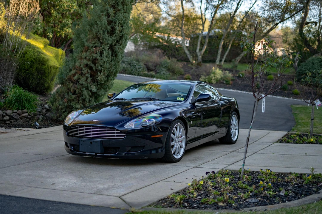 2005 Aston Martin DB9 - Image 11 of 31