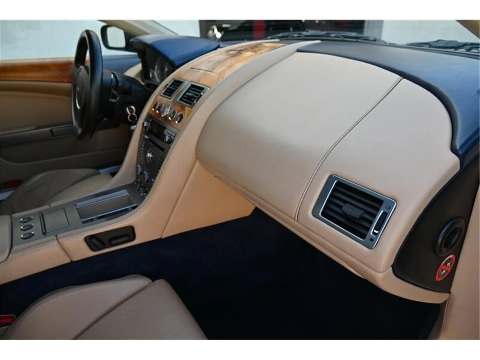 2005 Aston Martin DB9 - Image 22 of 31