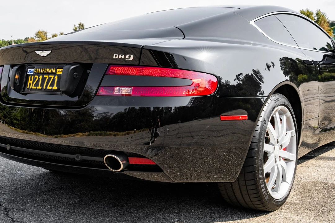2005 Aston Martin DB9 - Image 27 of 31