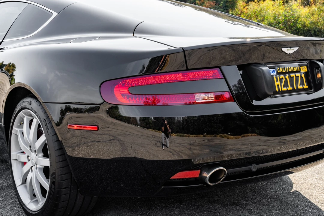 2005 Aston Martin DB9 - Image 25 of 31