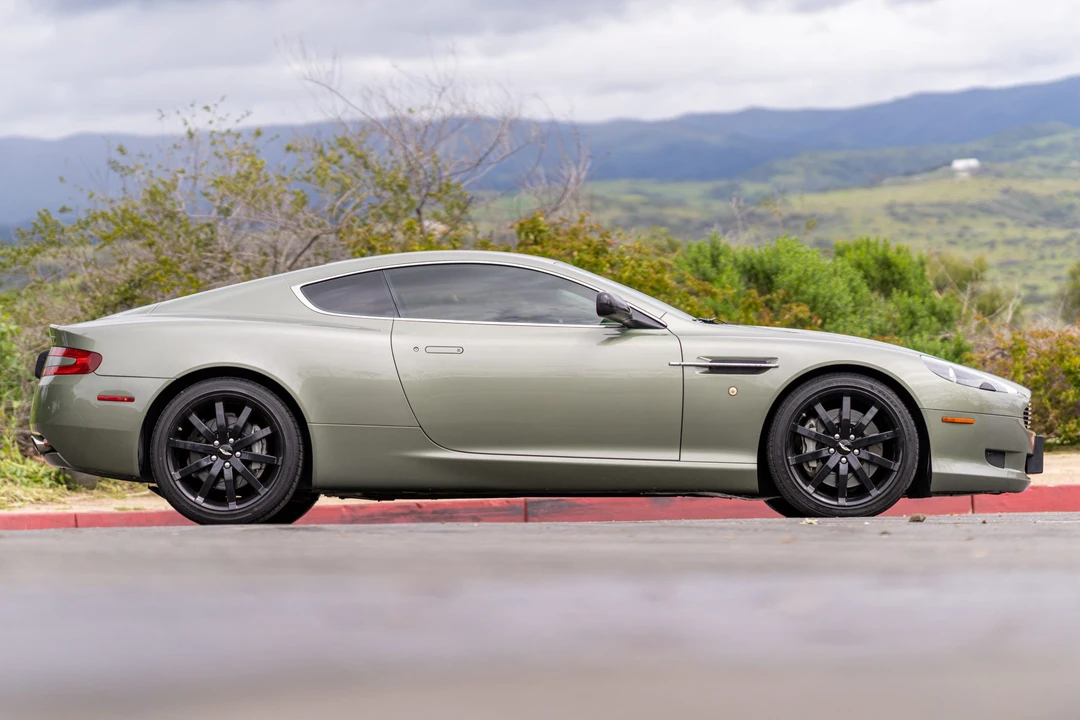 2005 Aston Martin DB9 - Image 9 of 31