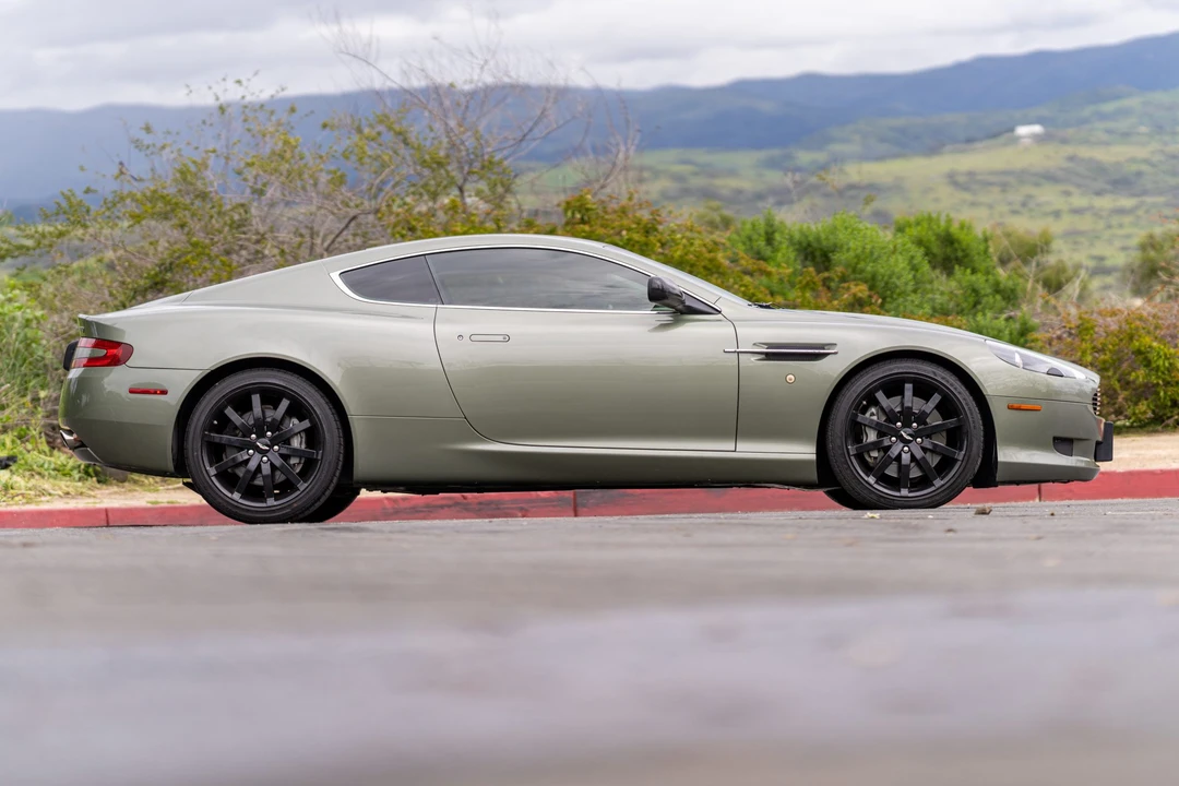 2005 Aston Martin DB9 - Image 8 of 31