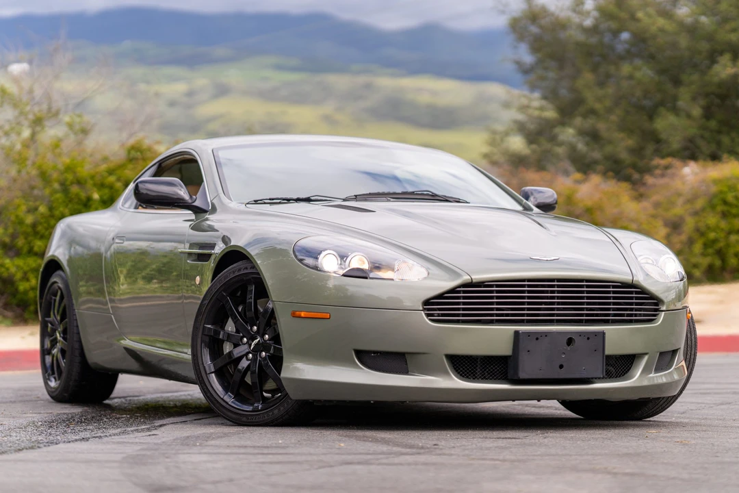 2005 Aston Martin DB9 - Image 13 of 31