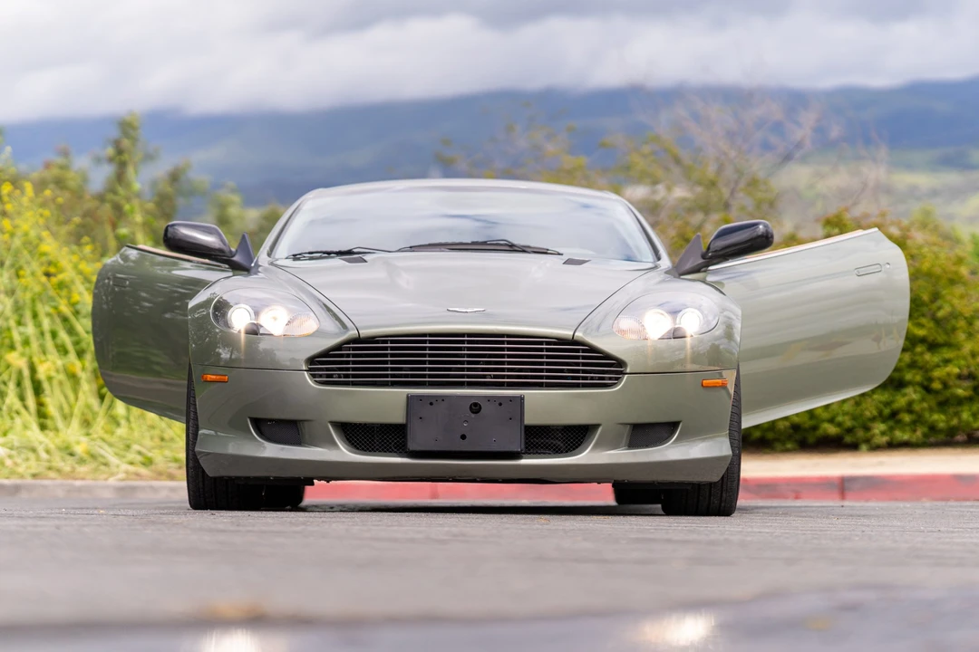 2005 Aston Martin DB9 - Image 14 of 31