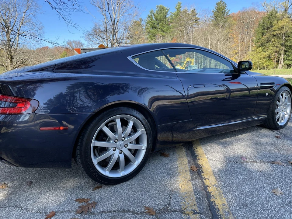 2005 Aston Martin DB9 - Image 13 of 31