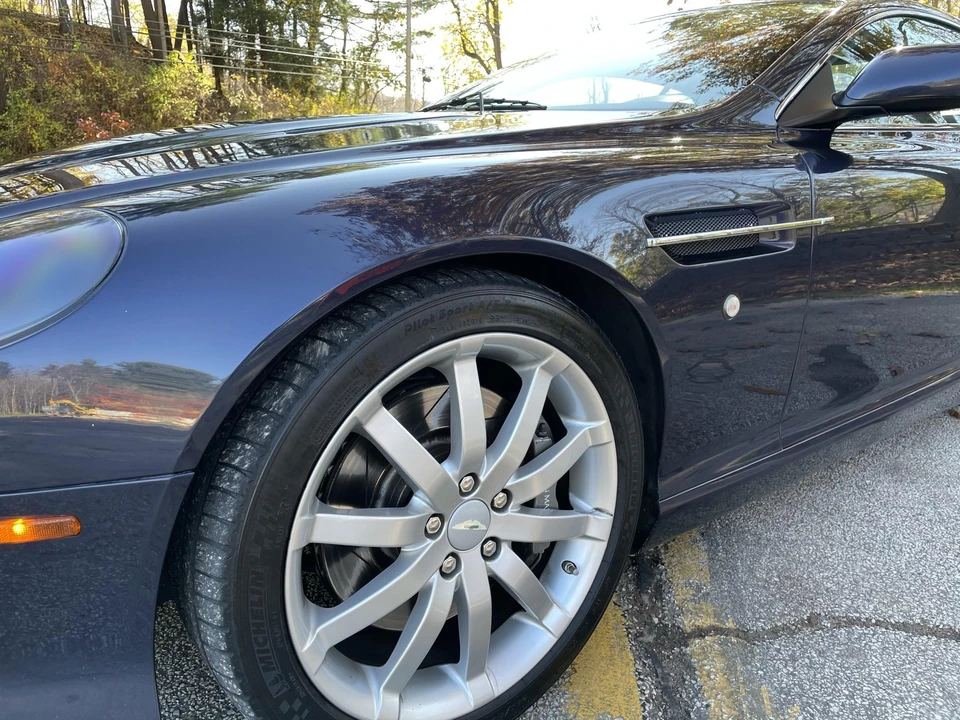 2005 Aston Martin DB9 - Image 28 of 31