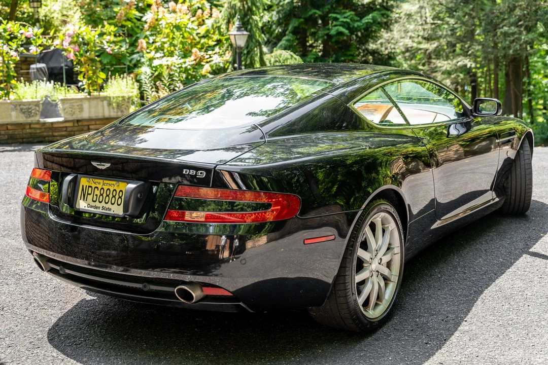 2005 Aston Martin DB9 - Image 9 of 31