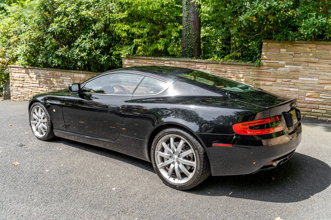 2005 Aston Martin DB9 - Image 11 of 31