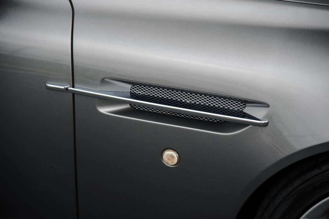 2005 Aston Martin DB9 - Image 25 of 31