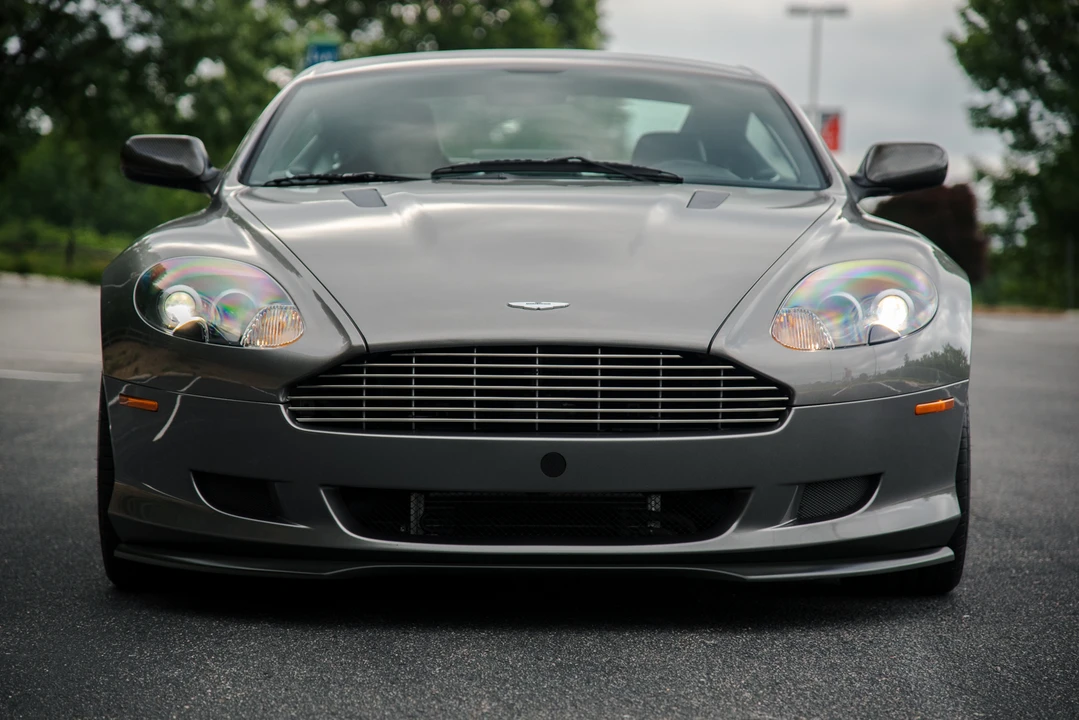 2005 Aston Martin DB9 - Image 9 of 31