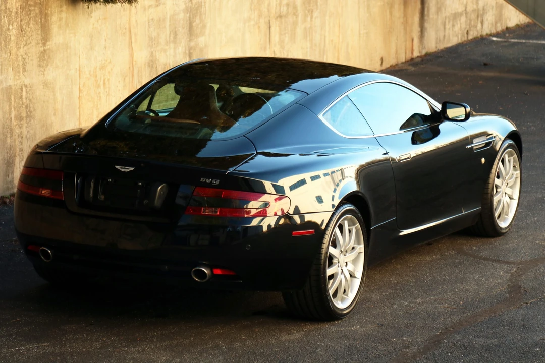 2005 Aston Martin DB9 - Image 9 of 31