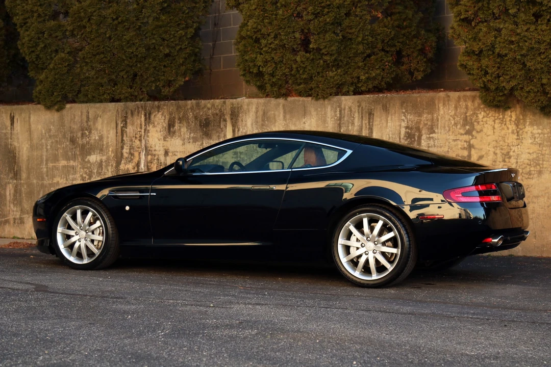 2005 Aston Martin DB9 - Image 12 of 31