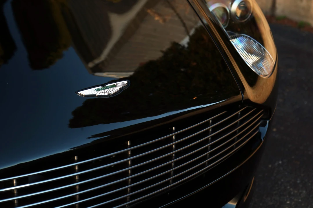 2005 Aston Martin DB9 - Image 29 of 31