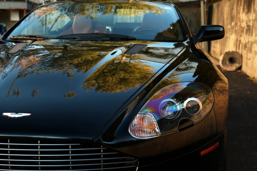 2005 Aston Martin DB9 - Image 21 of 31