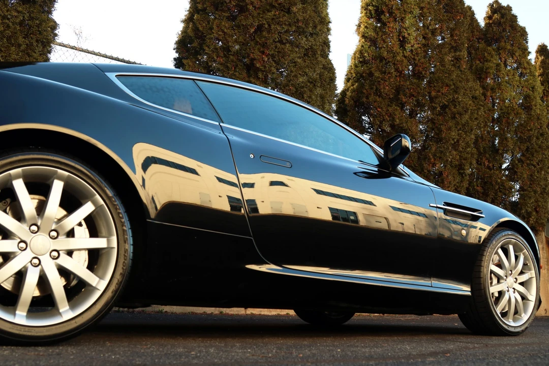 2005 Aston Martin DB9 - Image 26 of 31