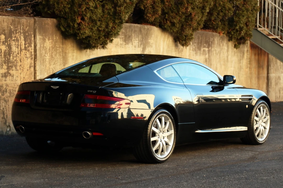 2005 Aston Martin DB9 - Image 8 of 31