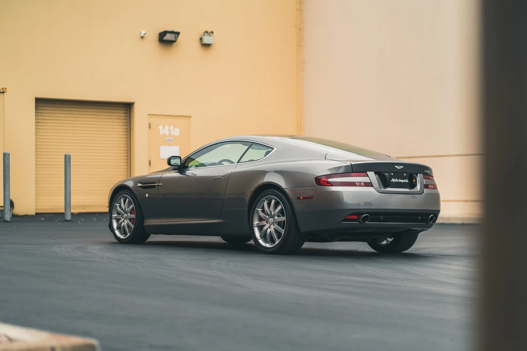 2005 Aston Martin DB9 - Image 5 of 31