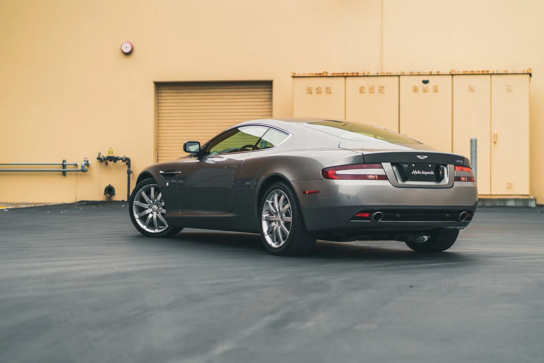 2005 Aston Martin DB9 - Image 7 of 31