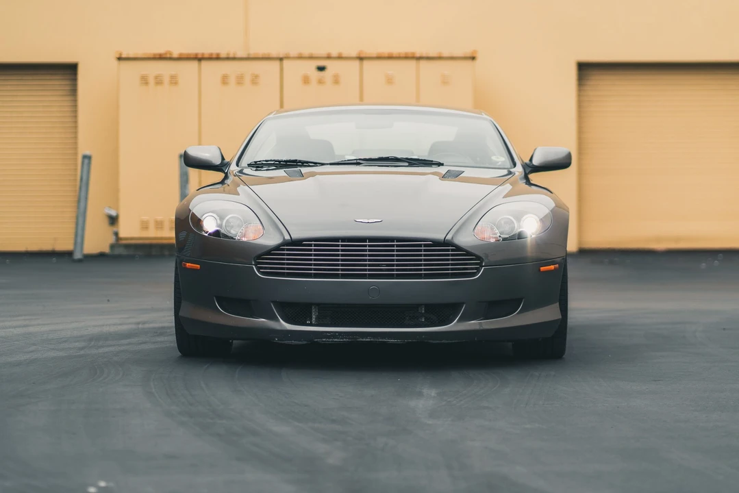 2005 Aston Martin DB9 - Image 19 of 31