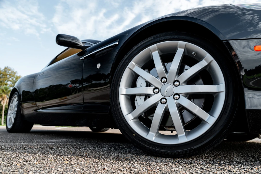 2005 Aston Martin DB9 - Image 21 of 31