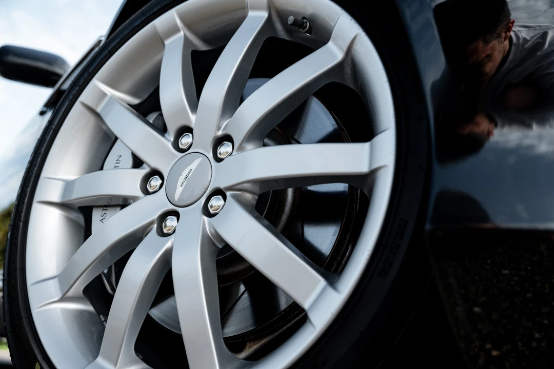 2005 Aston Martin DB9 - Image 31 of 31
