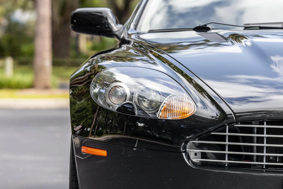 2005 Aston Martin DB9 - Image 11 of 31