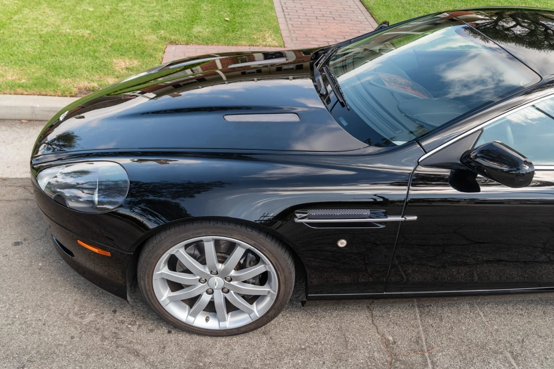 2005 Aston Martin DB9 - Image 26 of 31