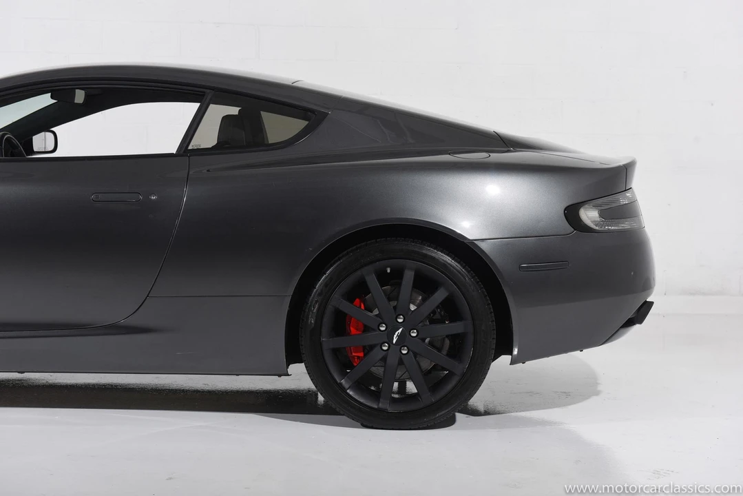 2005 Aston Martin DB9 - Image 13 of 31