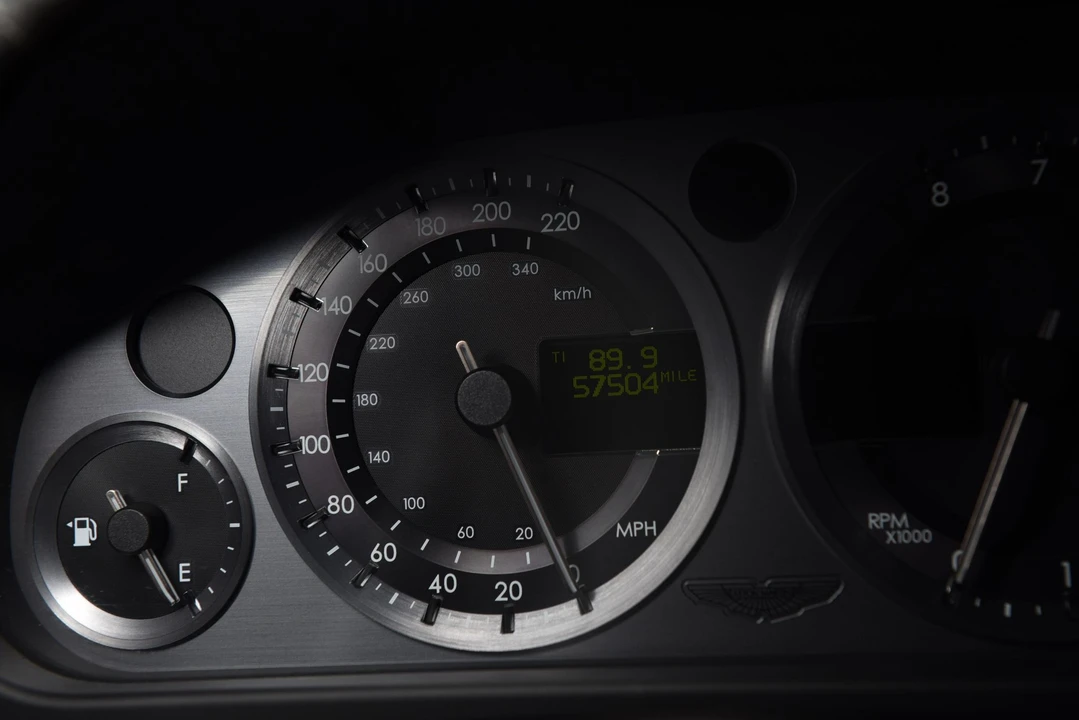 2005 Aston Martin DB9 - Image 22 of 31