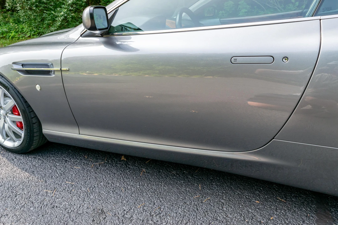 2005 Aston Martin DB9 - Image 16 of 31