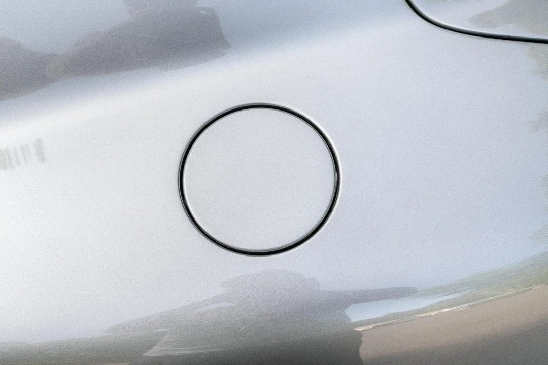 2005 Aston Martin DB9 - Image 19 of 31