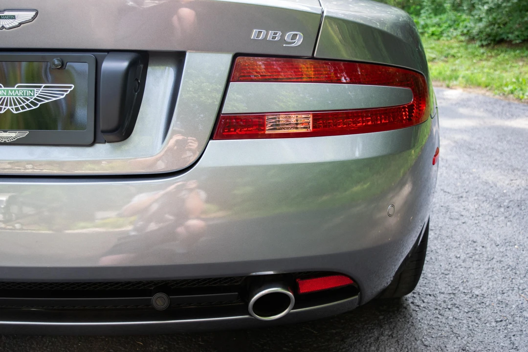 2005 Aston Martin DB9 - Image 25 of 31