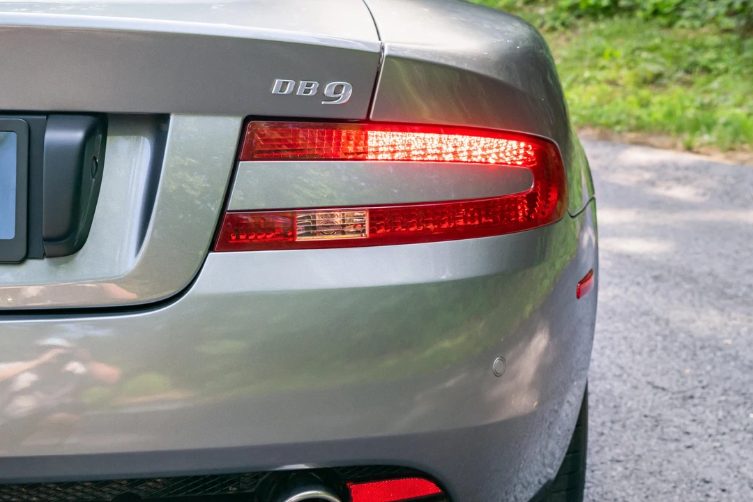 2005 Aston Martin DB9 - Image 24 of 31