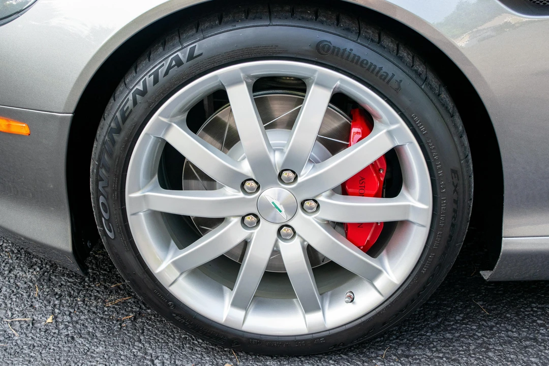 2005 Aston Martin DB9 - Image 31 of 31