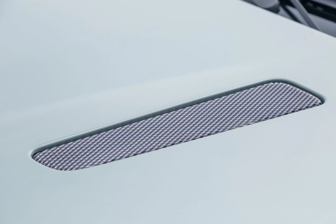 2005 Aston Martin DB9 - Image 16 of 31