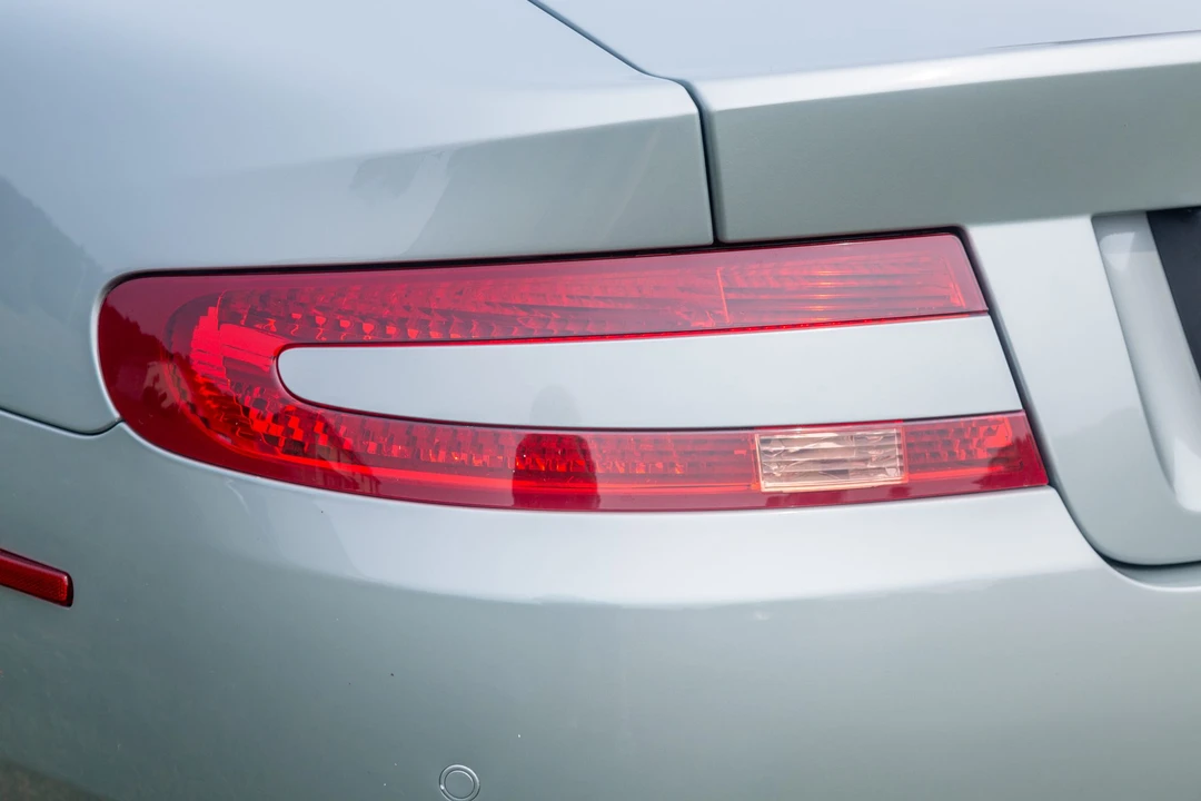 2005 Aston Martin DB9 - Image 29 of 31