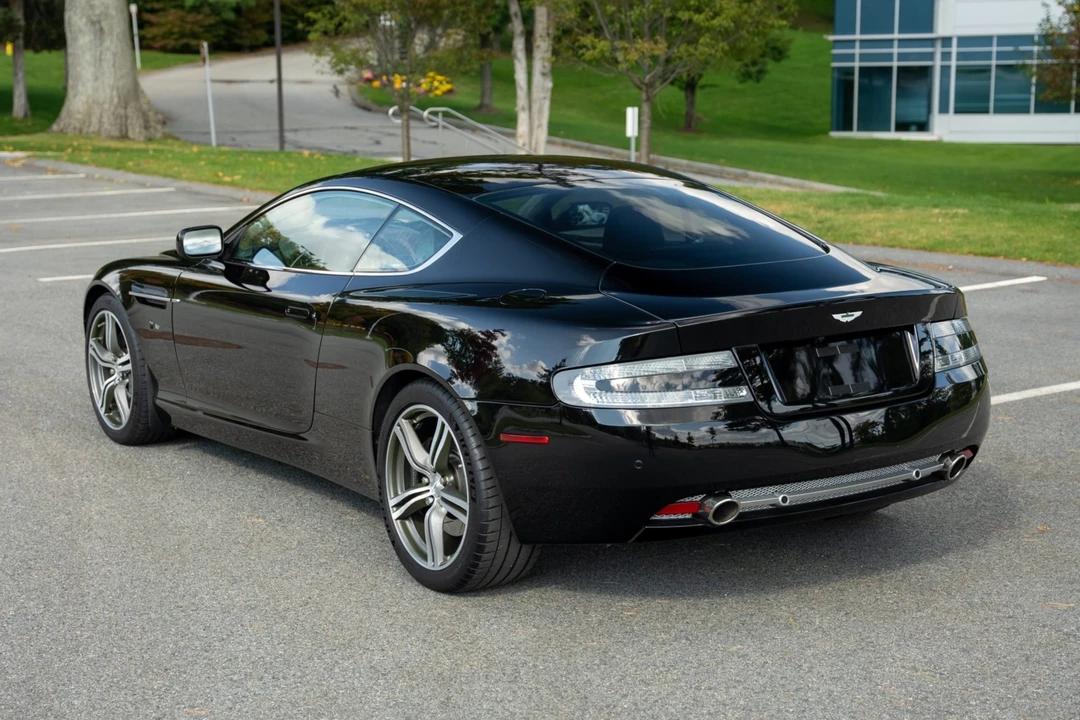 2005 Aston Martin DB9 - Image 26 of 31