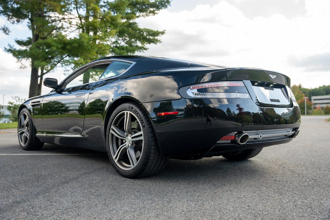2005 Aston Martin DB9 - Image 28 of 31