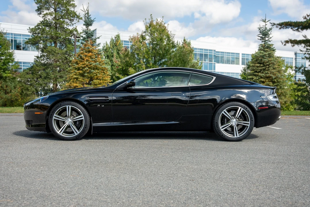 2005 Aston Martin DB9 - Image 30 of 31
