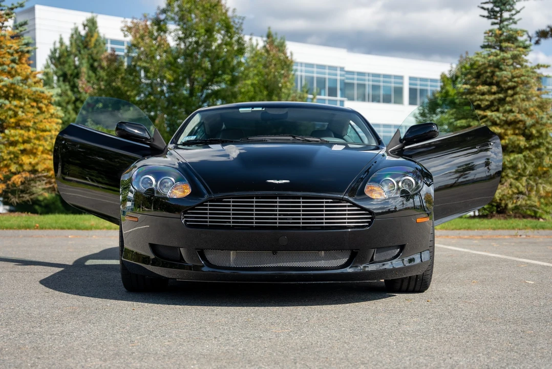 2005 Aston Martin DB9 - Image 31 of 31