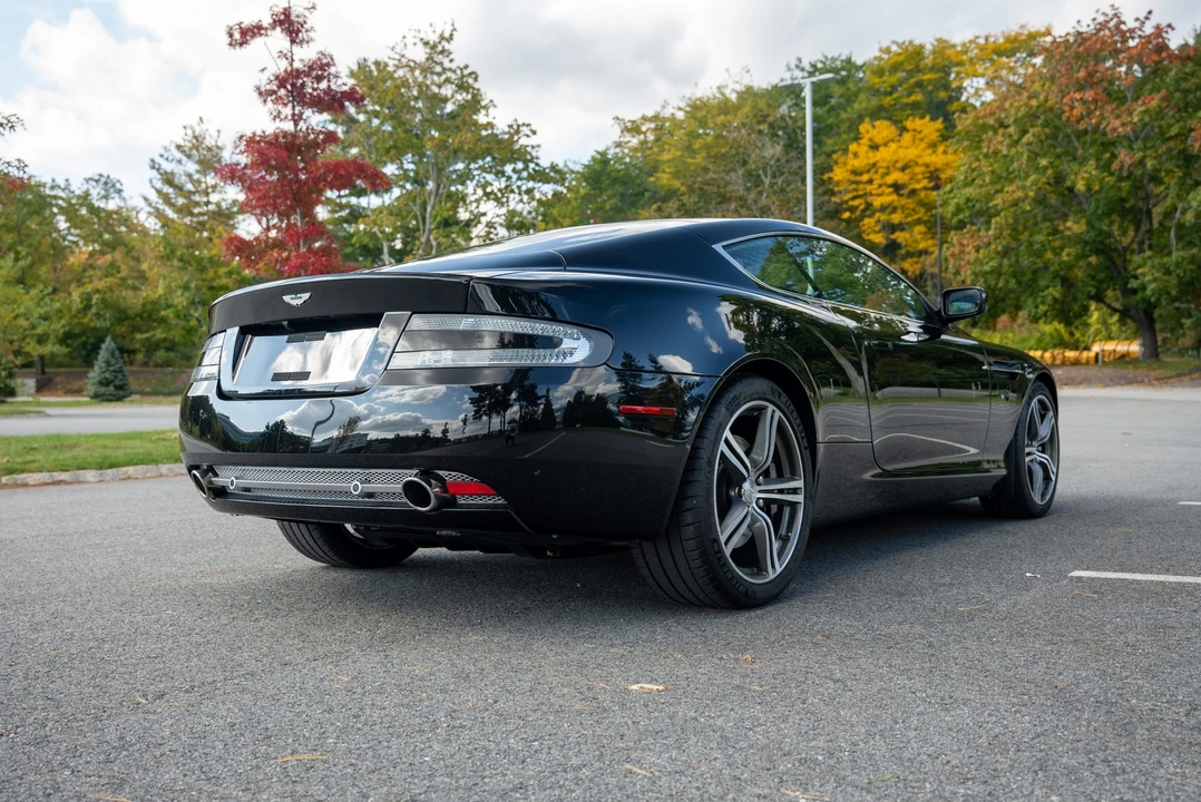 2005 Aston Martin DB9 - Image 17 of 31
