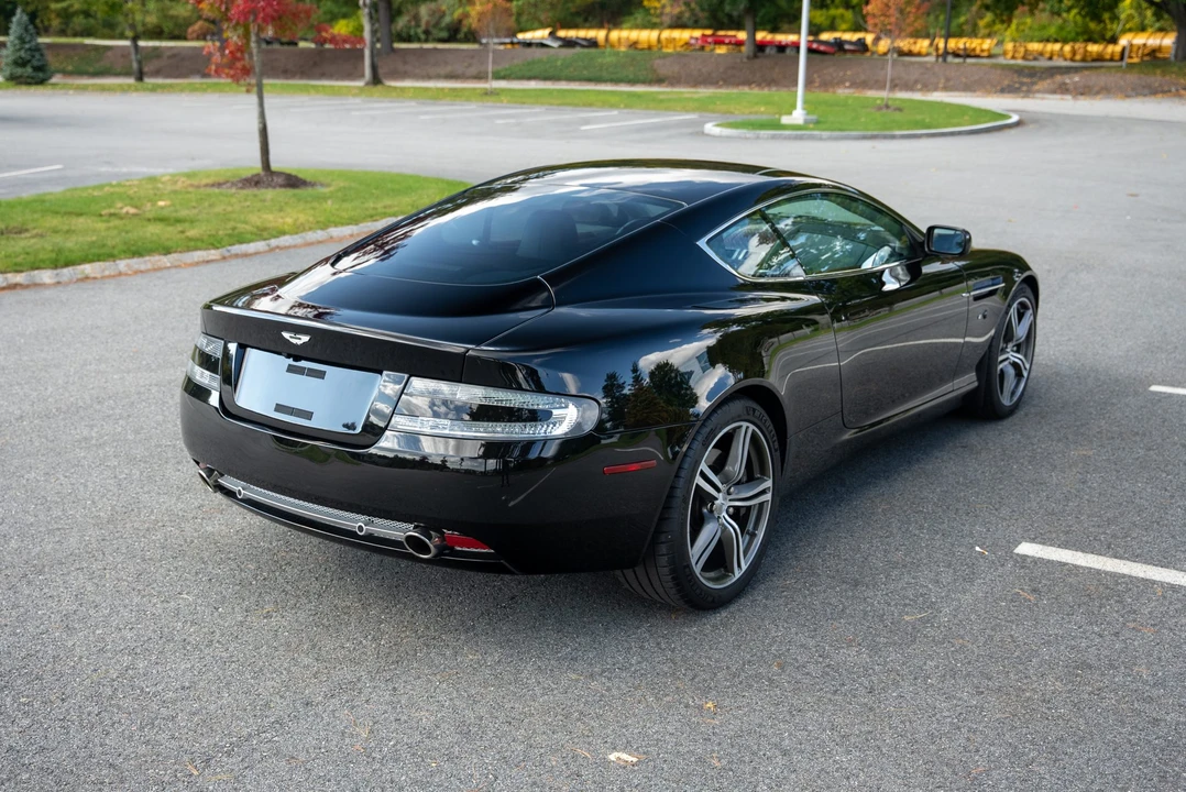 2005 Aston Martin DB9 - Image 16 of 31